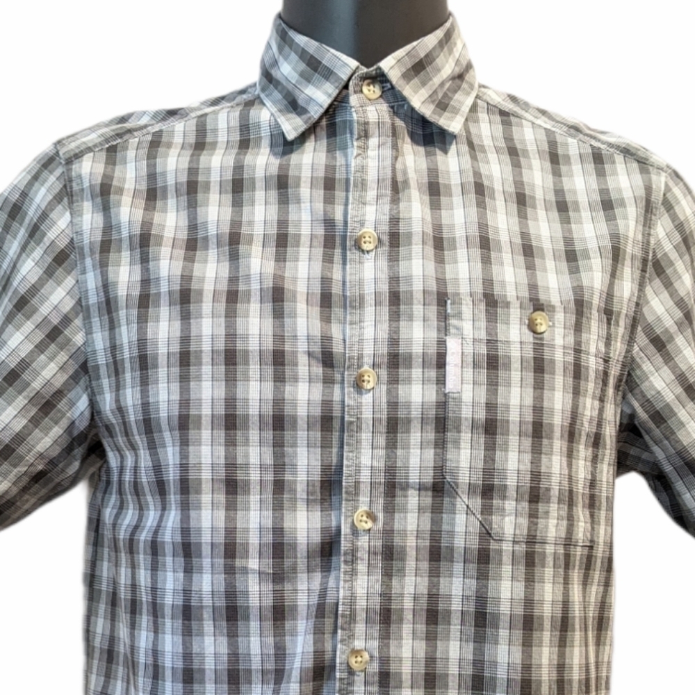 Columbia Green Plaid Button Front Shirt Size Small Short Sleeve